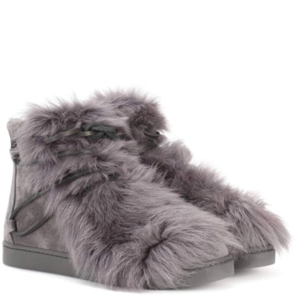 GIANVITO ROSSI Inuit Fur-trimmed Suede Ankle Boots in Grey, size 40 (NWOB)